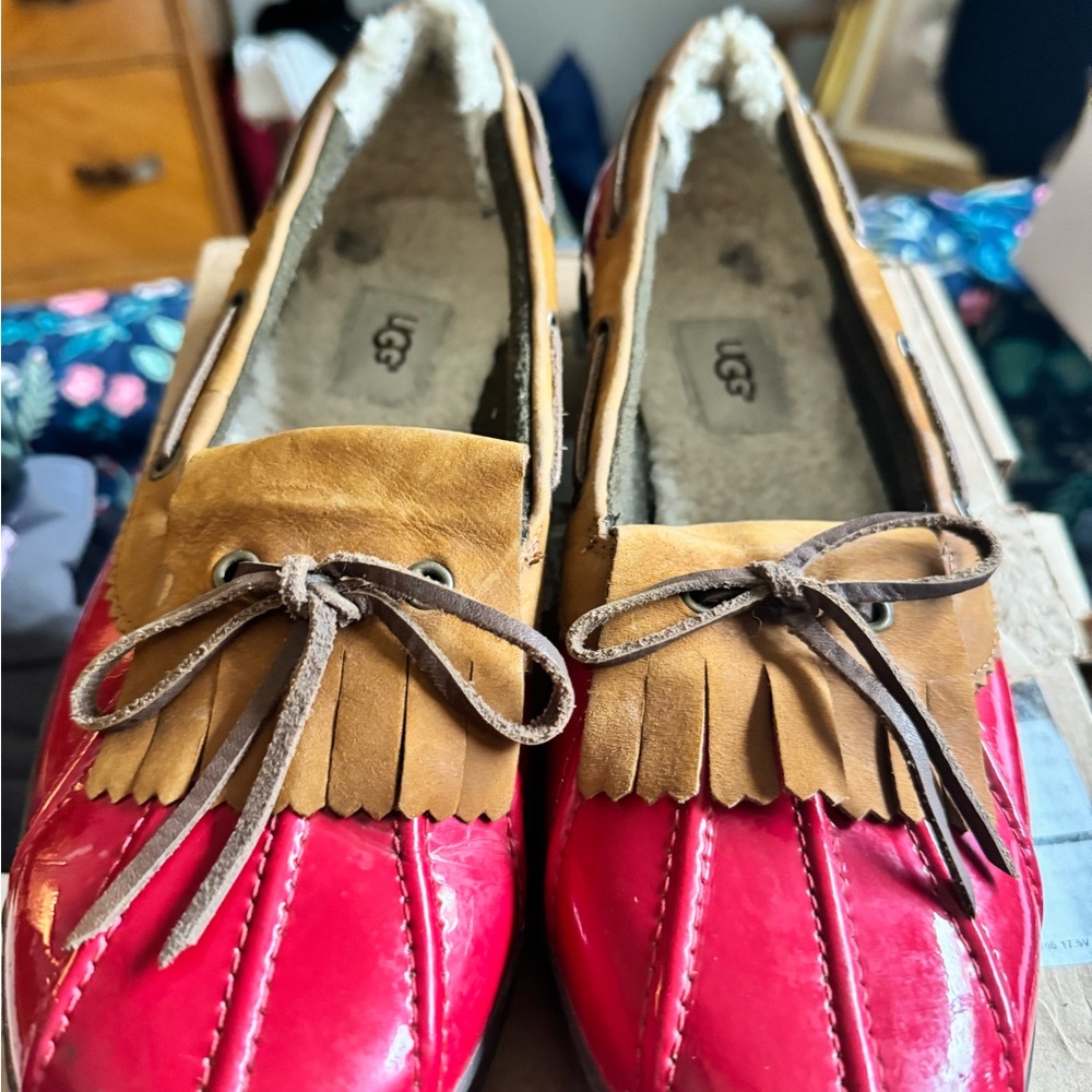 Women’s Ugg brute red rain shoes
